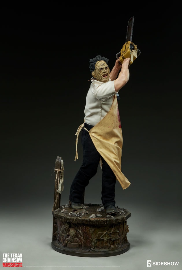 Texas Chainsaw Massacre Leatherface Premium Format™ Figure  Collector Edition View 9