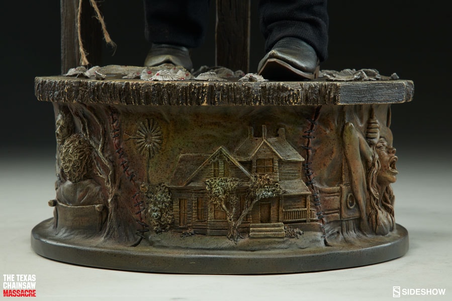 Texas Chainsaw Massacre Leatherface Premium Format™ Figure  Collector Edition View 19