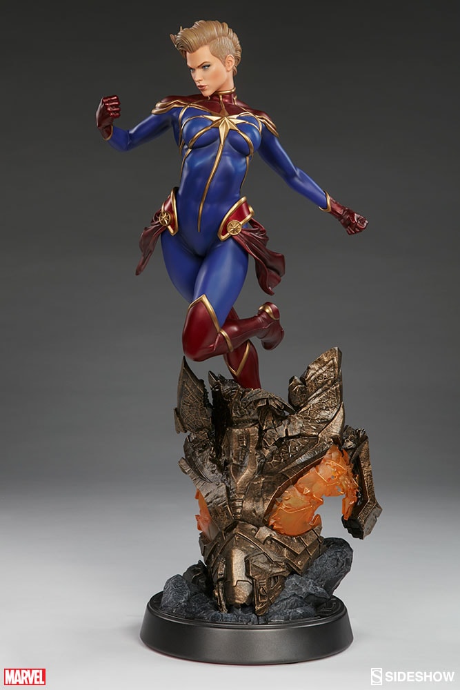 Captain Marvel Collector Edition View 15