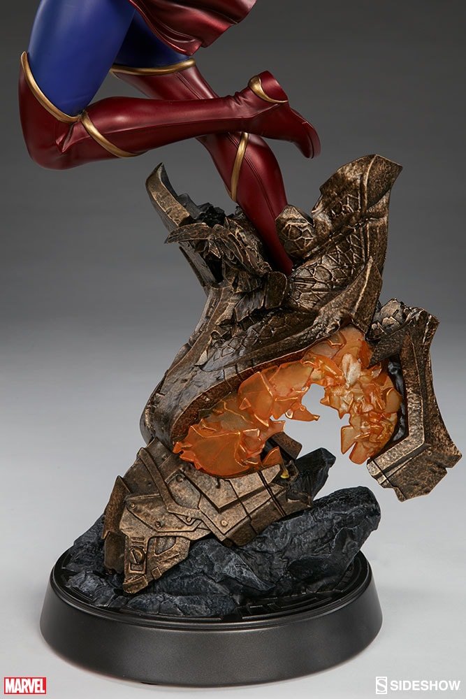 Captain Marvel Collector Edition View 8