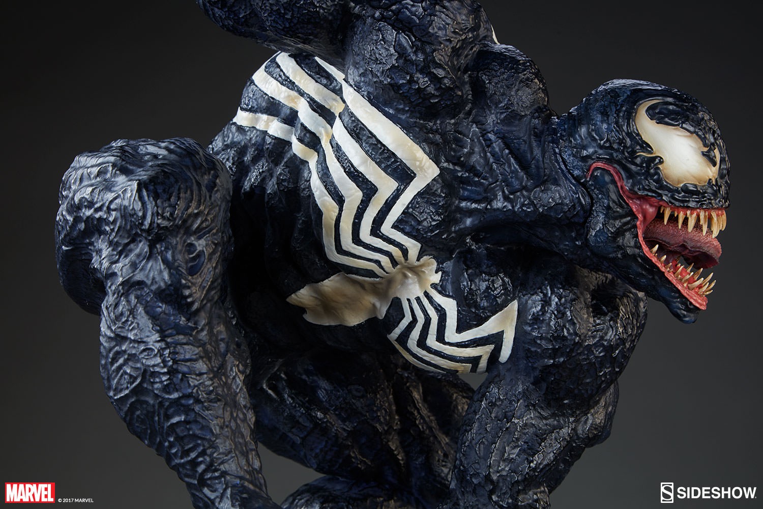 Venom Collector Edition View 2