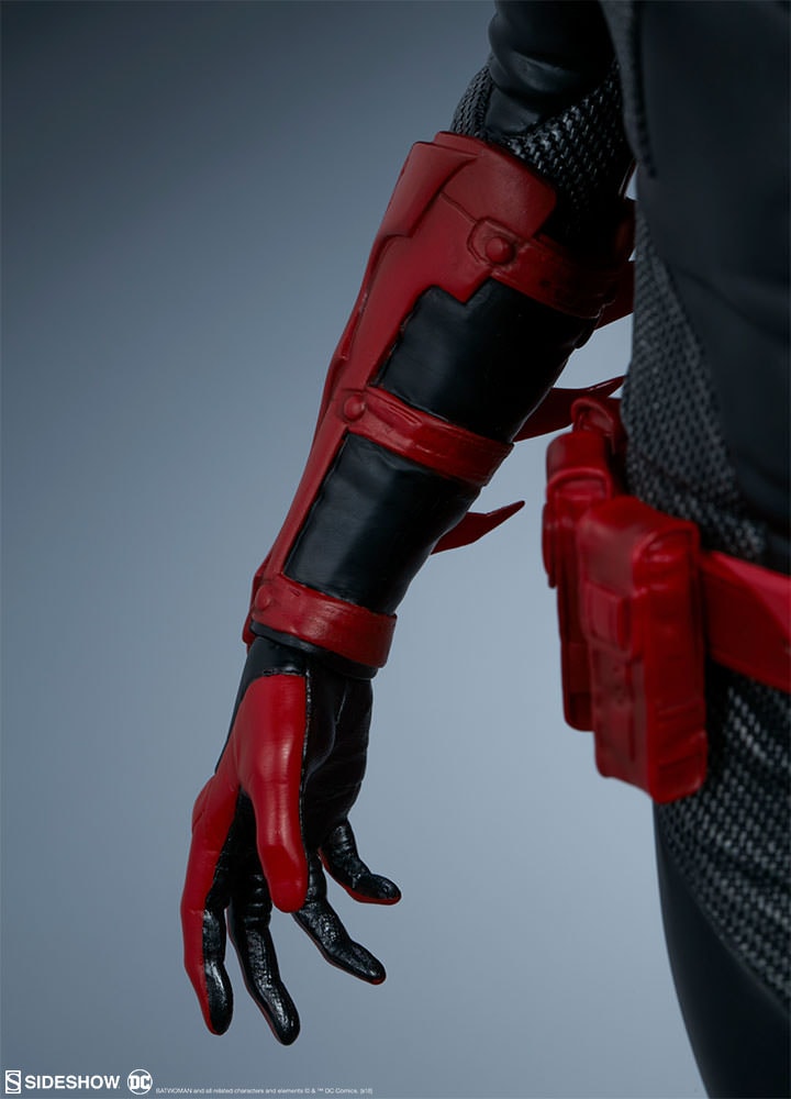 DC Comics Batwoman Premium Format™ Figure  Collector Edition View 16