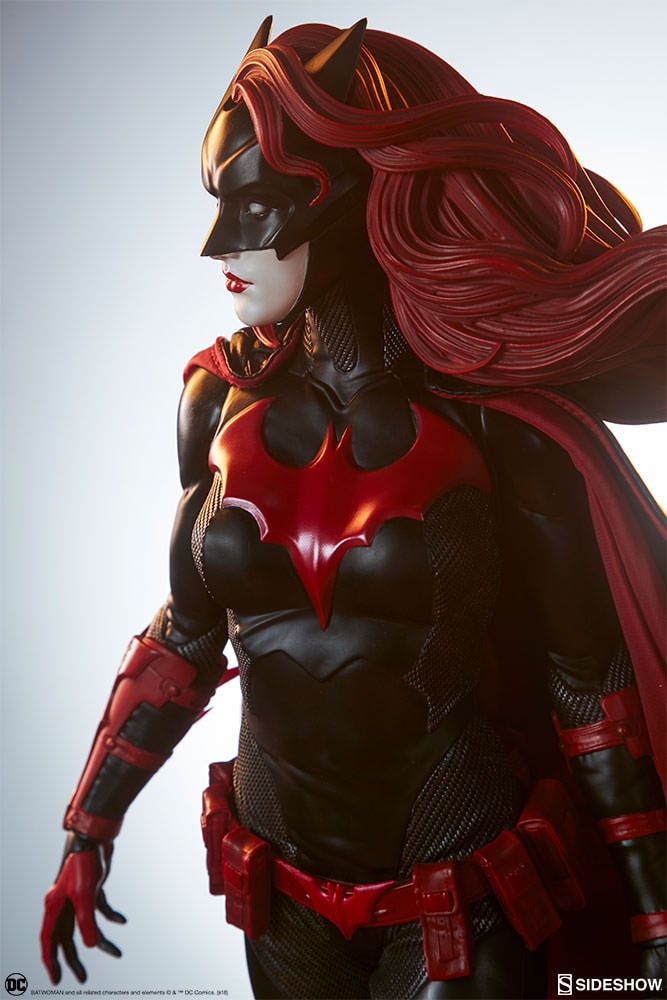 DC Comics Batwoman Premium Format™ Figure  Collector Edition View 29