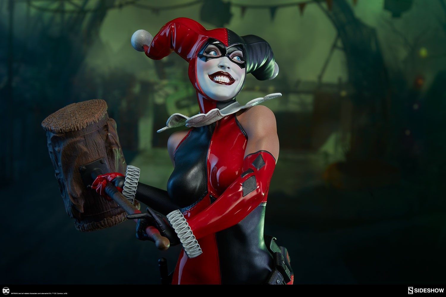 DC Comics Harley Quinn Premium Format™ Figure  Collector Edition View 5