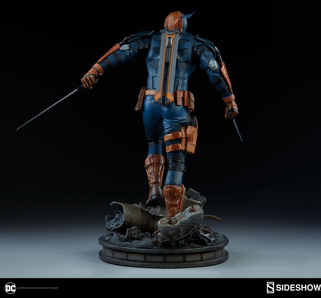 DC Comics Deathstroke  Premium Format™ Figure  Collector Edition View 7