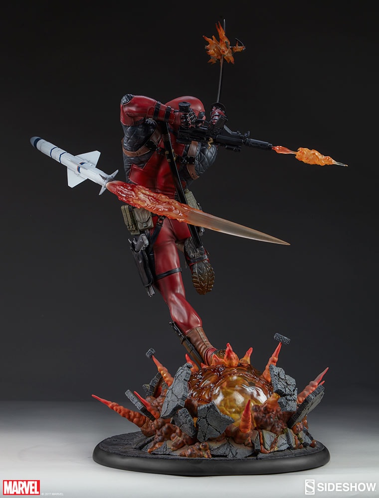 Marvel Deadpool Heat-Seeker Premium Format™ Figure  Collector Edition (Prototype Shown) View 9