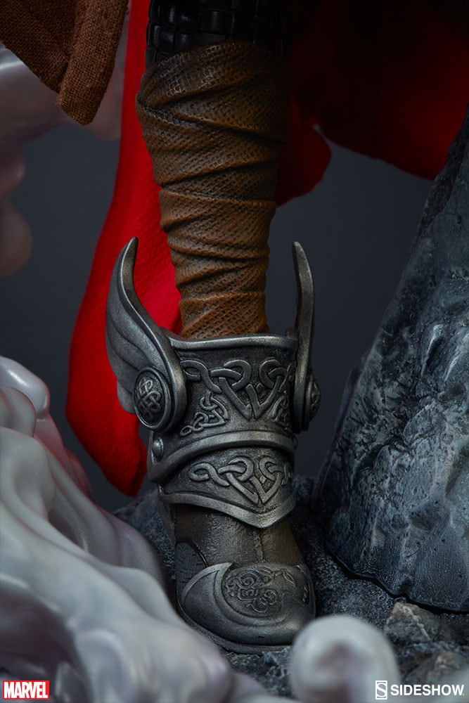 Marvel Thor Jane Foster Premium Format™ Figure  Collector Edition (Prototype Shown) View 16