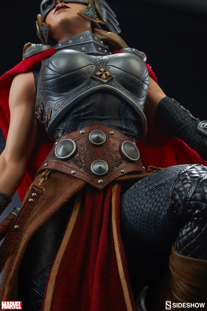 Marvel Thor Jane Foster Premium Format™ Figure  Collector Edition (Prototype Shown) View 17