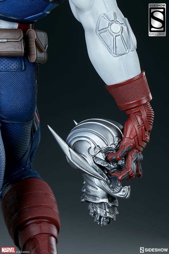 Captain America Exclusive Edition View 2
