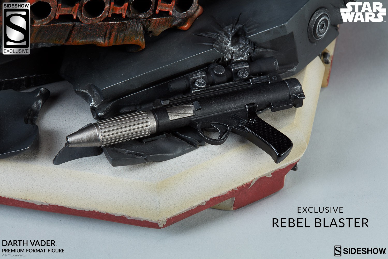 Star Wars Darth Vader Premium Format™ Figure  Exclusive Edition View 2