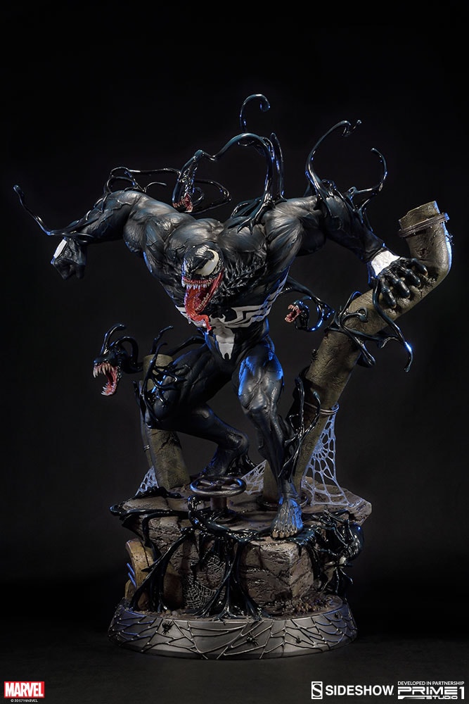 Marvel Venom Statues  Collector Edition (Prototype Shown) View 3