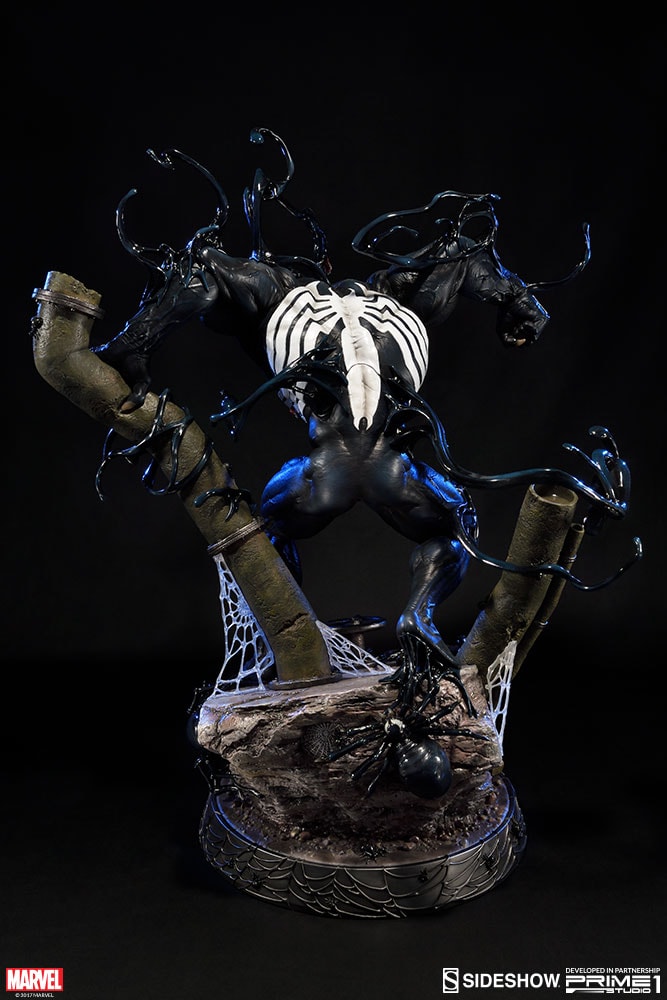 Marvel Venom Statues  Collector Edition (Prototype Shown) View 6