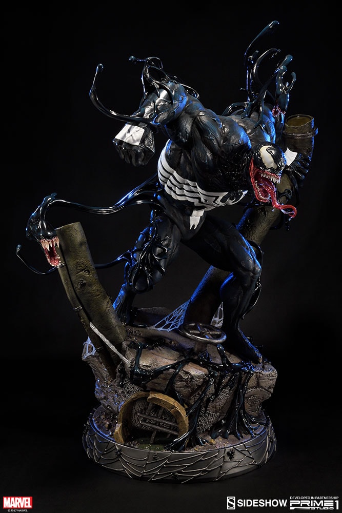 Marvel Venom Statues  Collector Edition (Prototype Shown) View 7