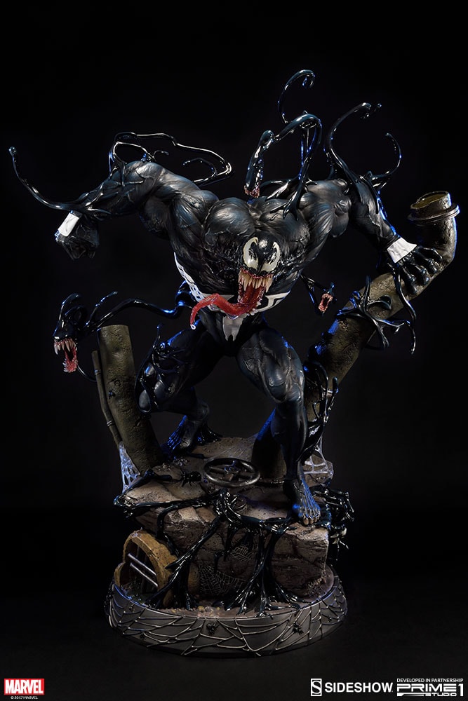 Marvel Venom Statues  Collector Edition (Prototype Shown) View 10