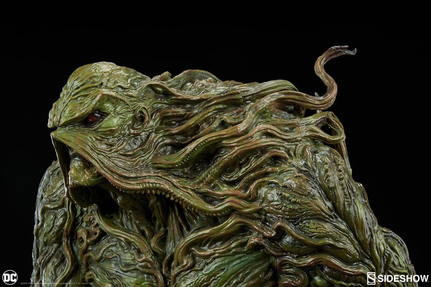 Swamp Thing Collector Edition View 28
