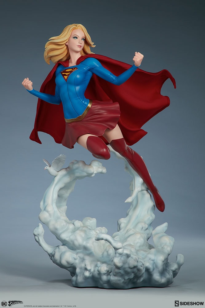 Supergirl Exclusive Edition View 24