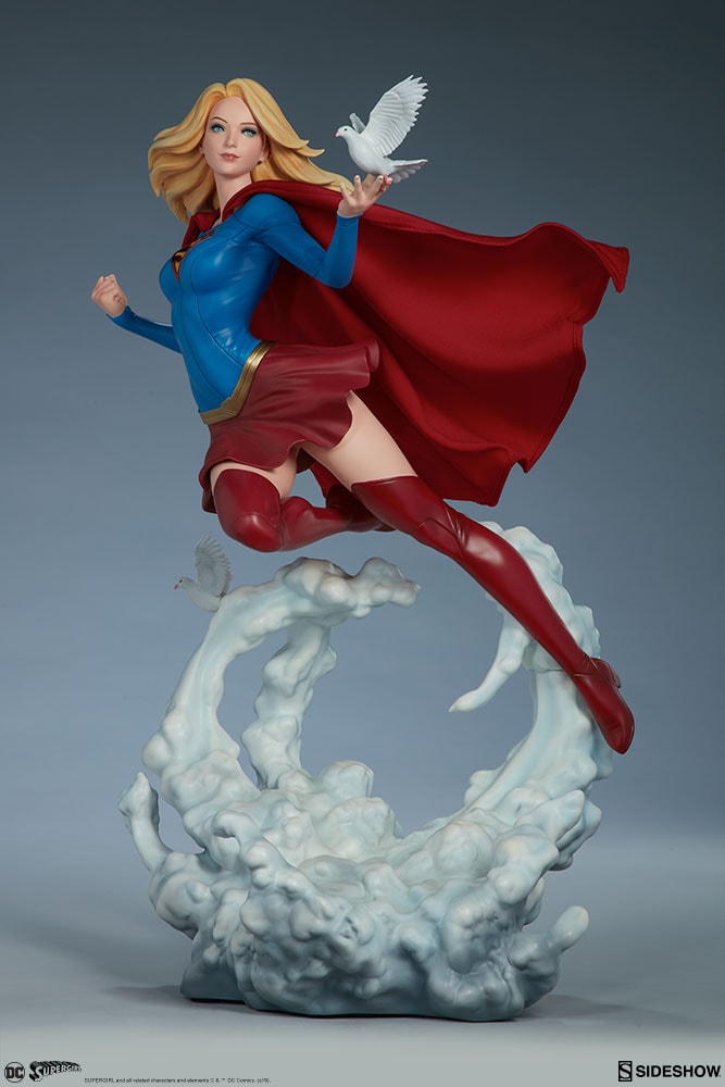 Supergirl Exclusive Edition View 23