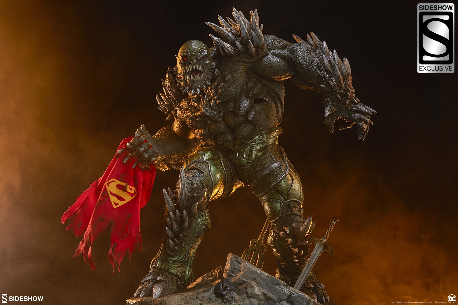 DC Comics Doomsday Maquette  Exclusive Edition View 5