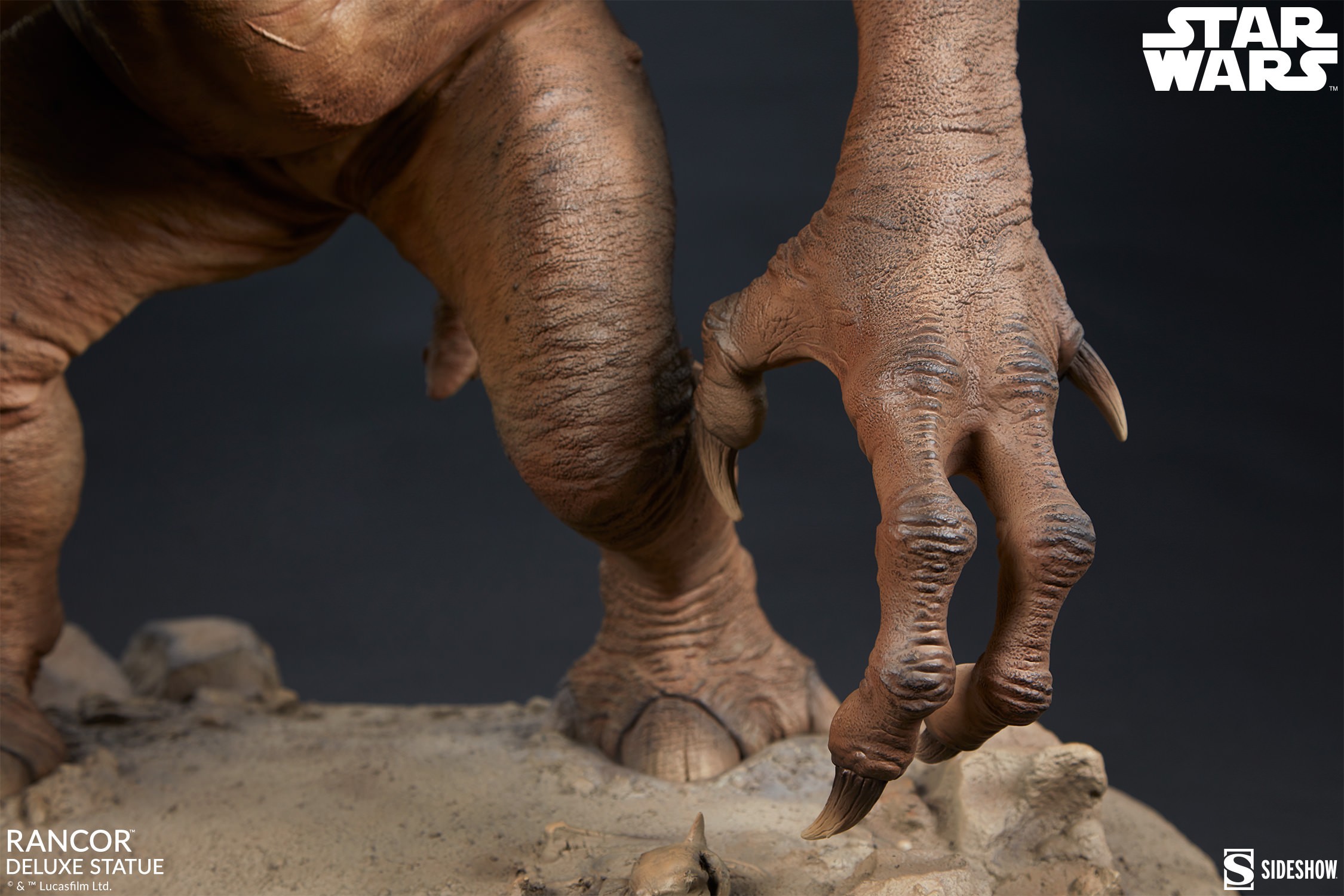 Rancor™ Deluxe Statue View 23
