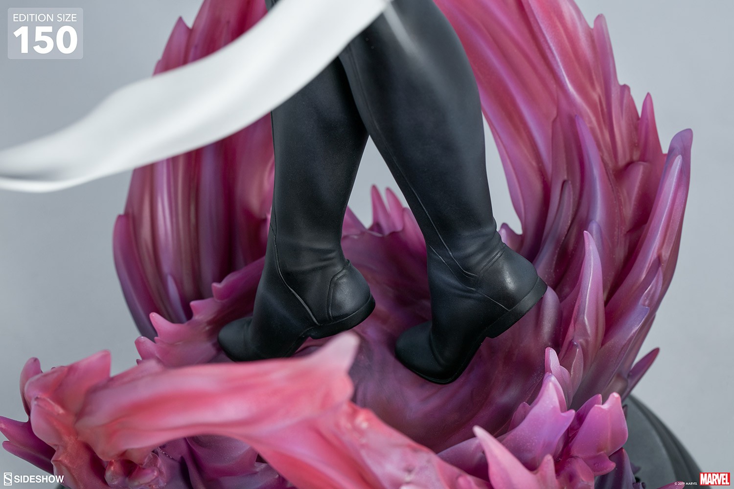Marvel Psylocke: X-Force Variant Premium Format™ Figure  View 20