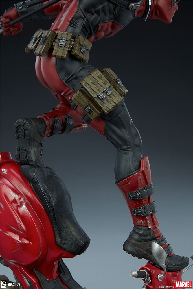 Deadpool Exclusive Edition View 14