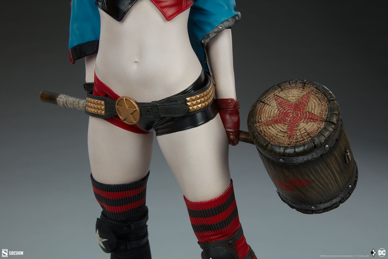 Harley Quinn: Hell on Wheels Collector Edition View 14