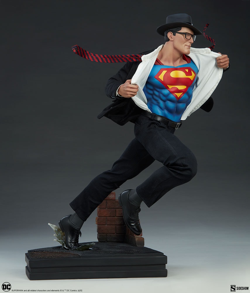 Sideshow Collectibles Limited Edition 75th Anniversary Superman