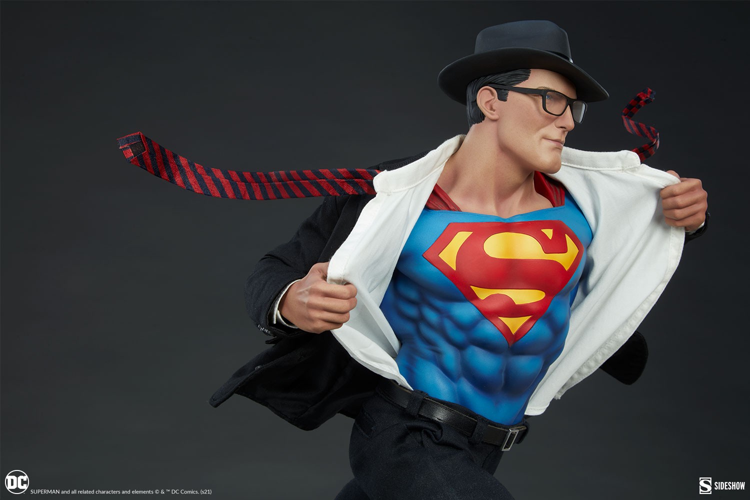 Sideshow Collectibles Limited Edition 75th Anniversary Superman