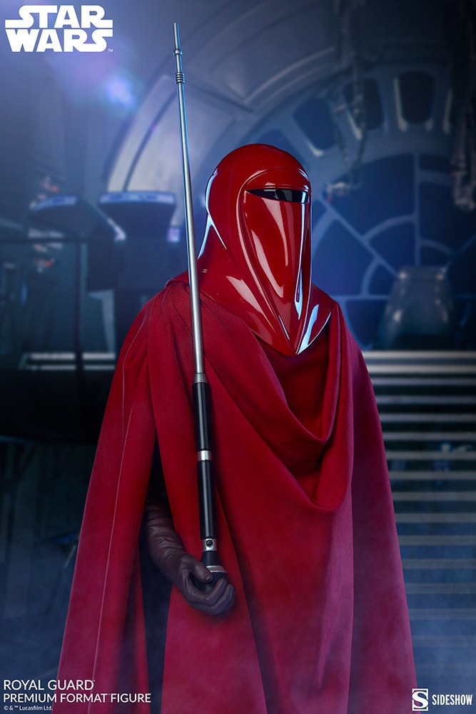 Star Wars Royal Guard Premium Format™ Figure  View 3