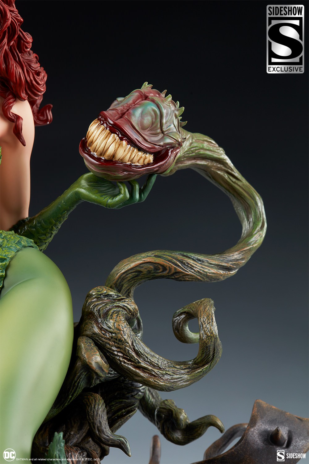 Poison Ivy Premium Format Figure by Sideshow Collectibles