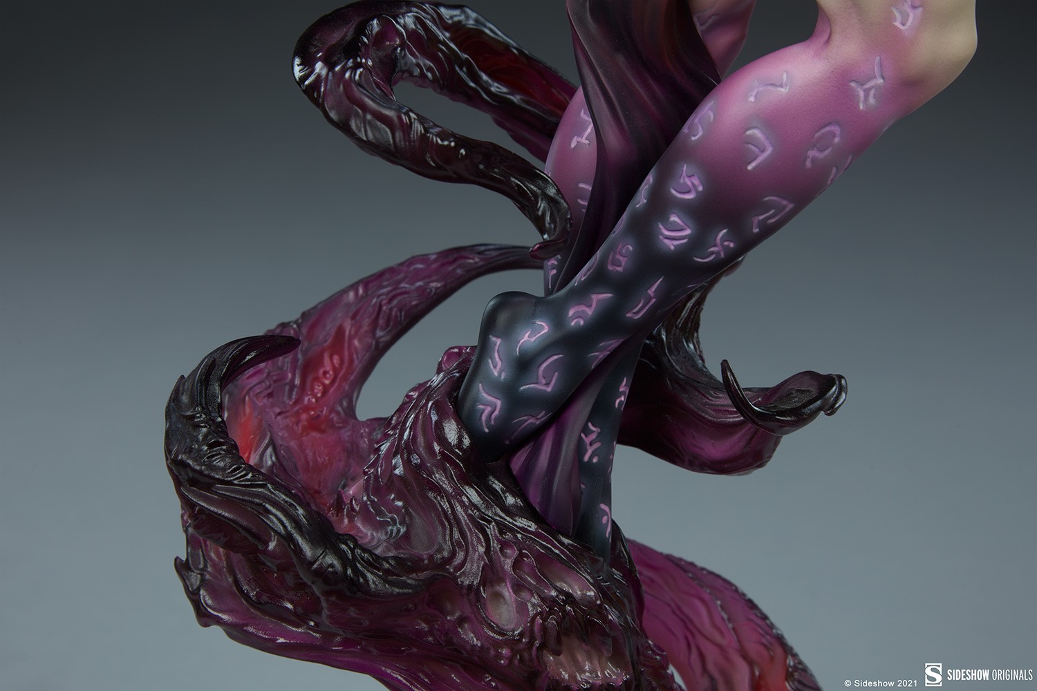 Dark Sorceress: Guardian of the Void Collector Edition View 8
