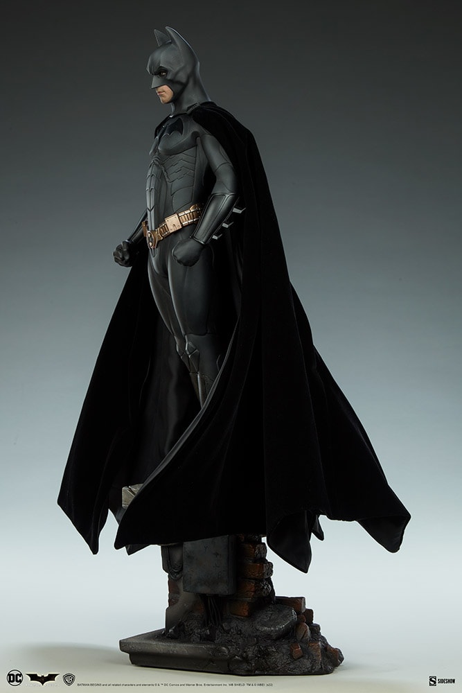 Batman Premium Format(TM) Figure | Sideshow Collectibles