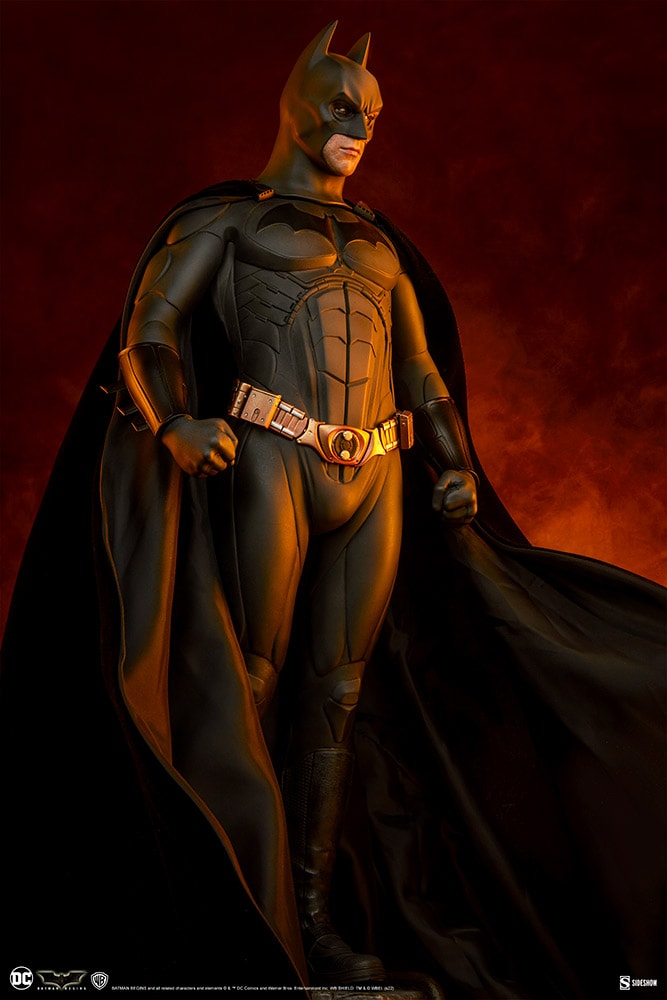 Batman Premium Format(TM) Figure | Sideshow Collectibles