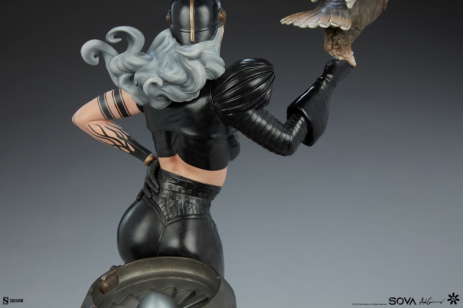 Sova Statue