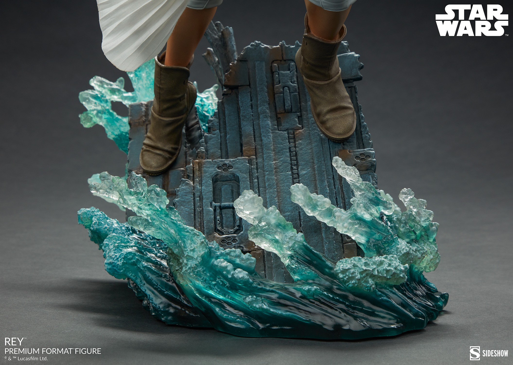 Star Wars Rey Premium Format™ Figure  Exclusive Edition (Prototype Shown) View 18