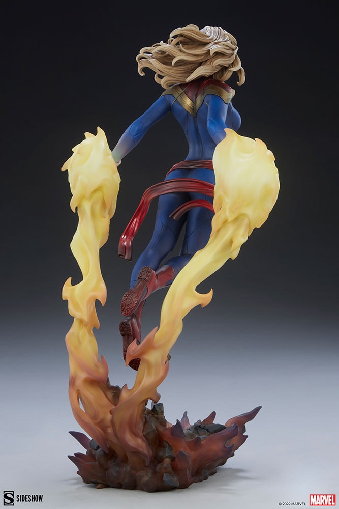 Captain Marvel (Prototype Shown) View 13