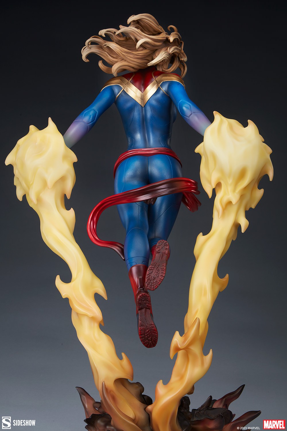Captain Marvel Premium Format Figure by Sideshow Sideshow