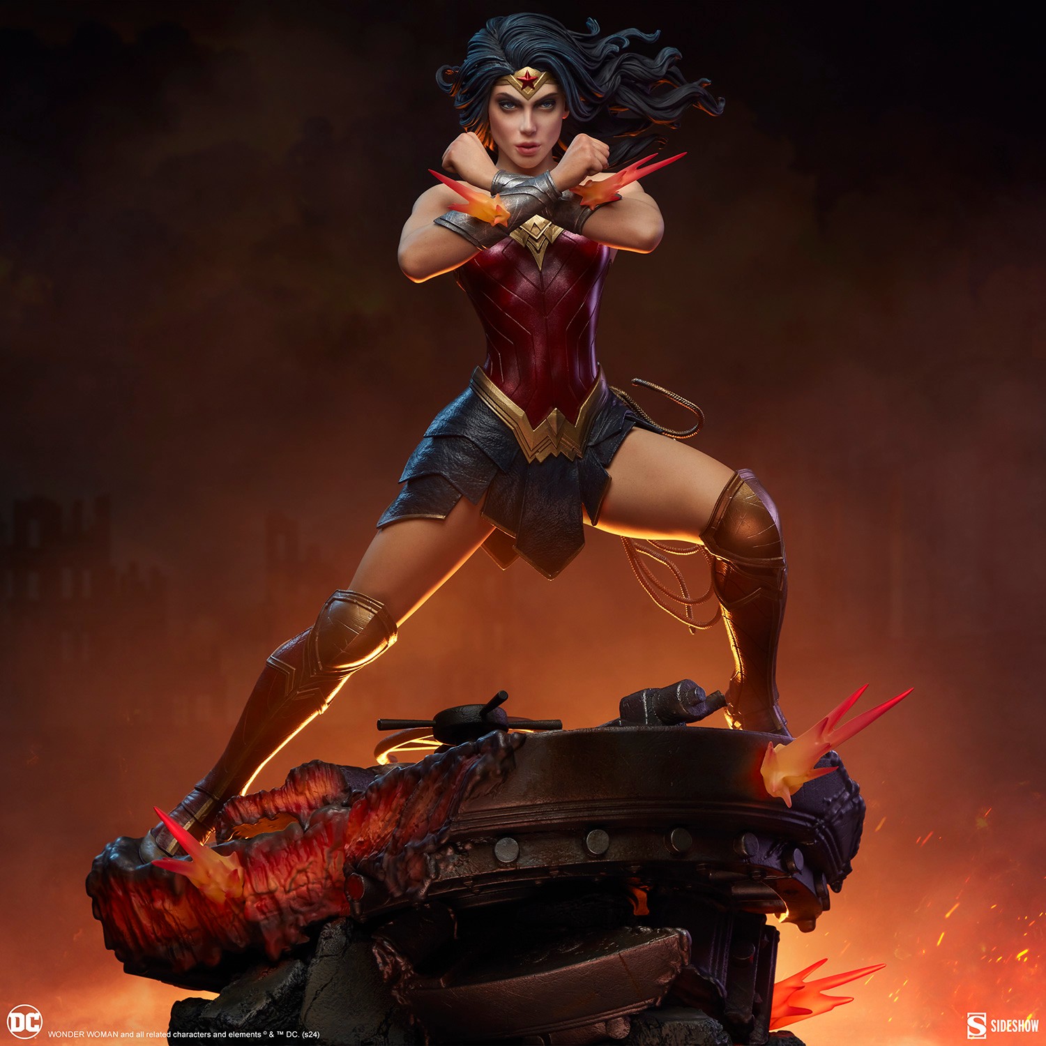 DC Comics Wonder Woman: Saving the Day Premium Format™ Figure  (Prototype Shown) View 2