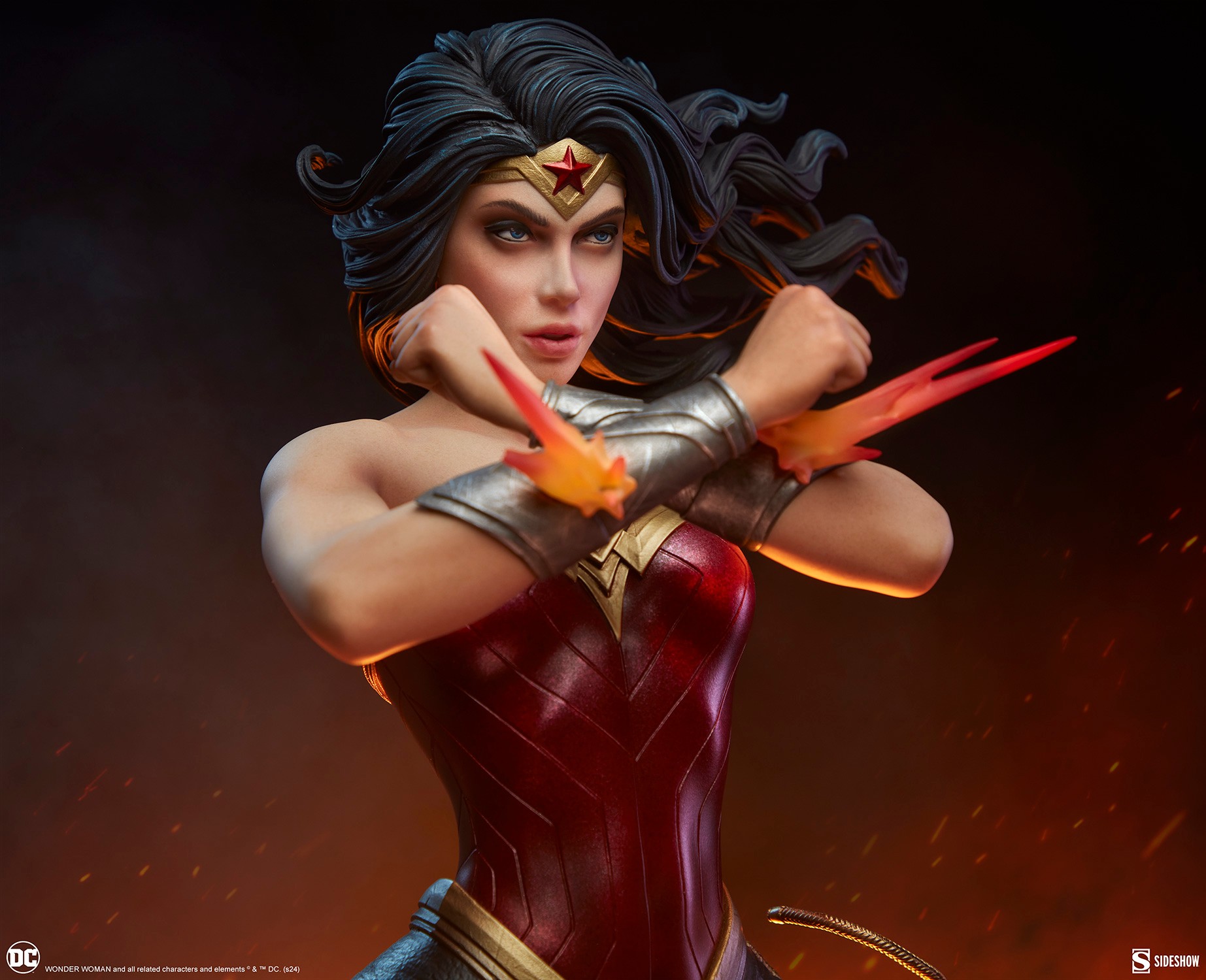 DC Comics Wonder Woman: Saving the Day Premium Format™ Figure  (Prototype Shown) View 3