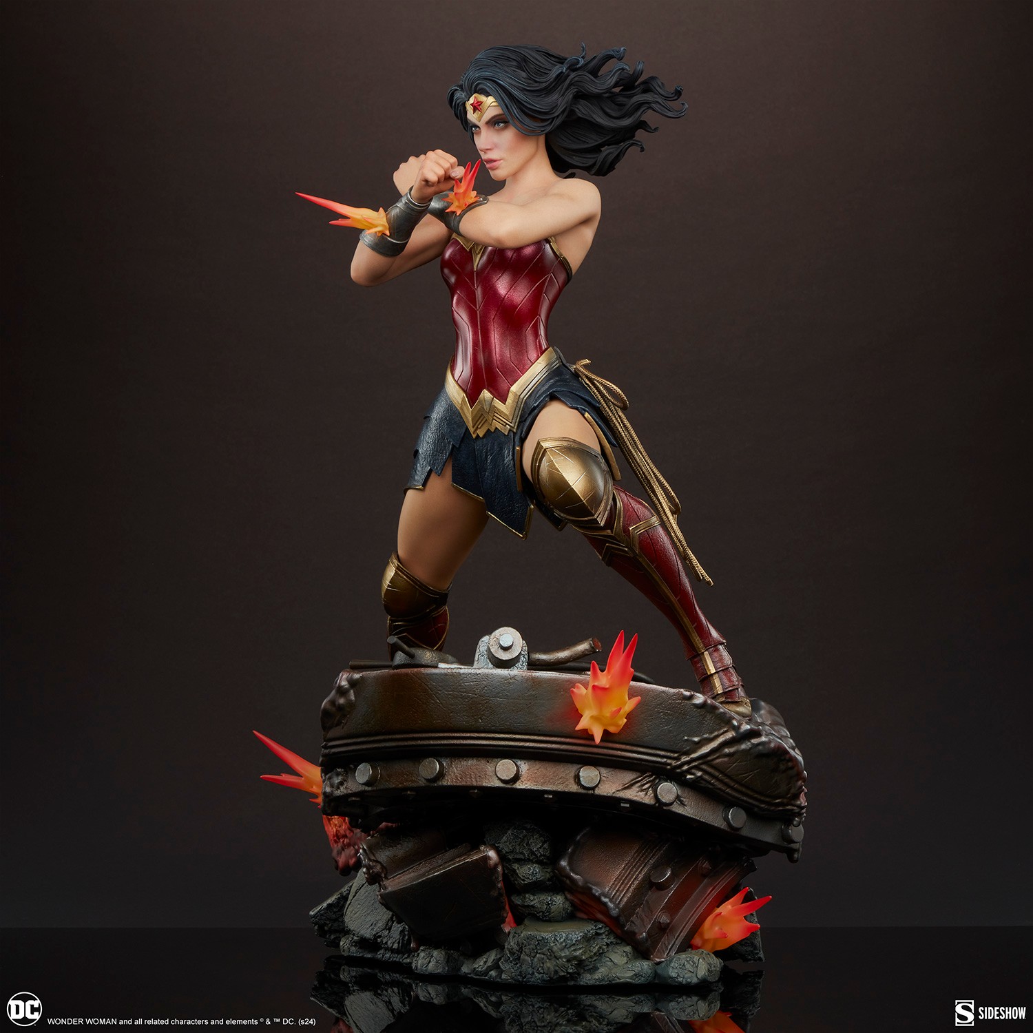 Wonder Woman: Saving the Day (Prototype Shown) View 9