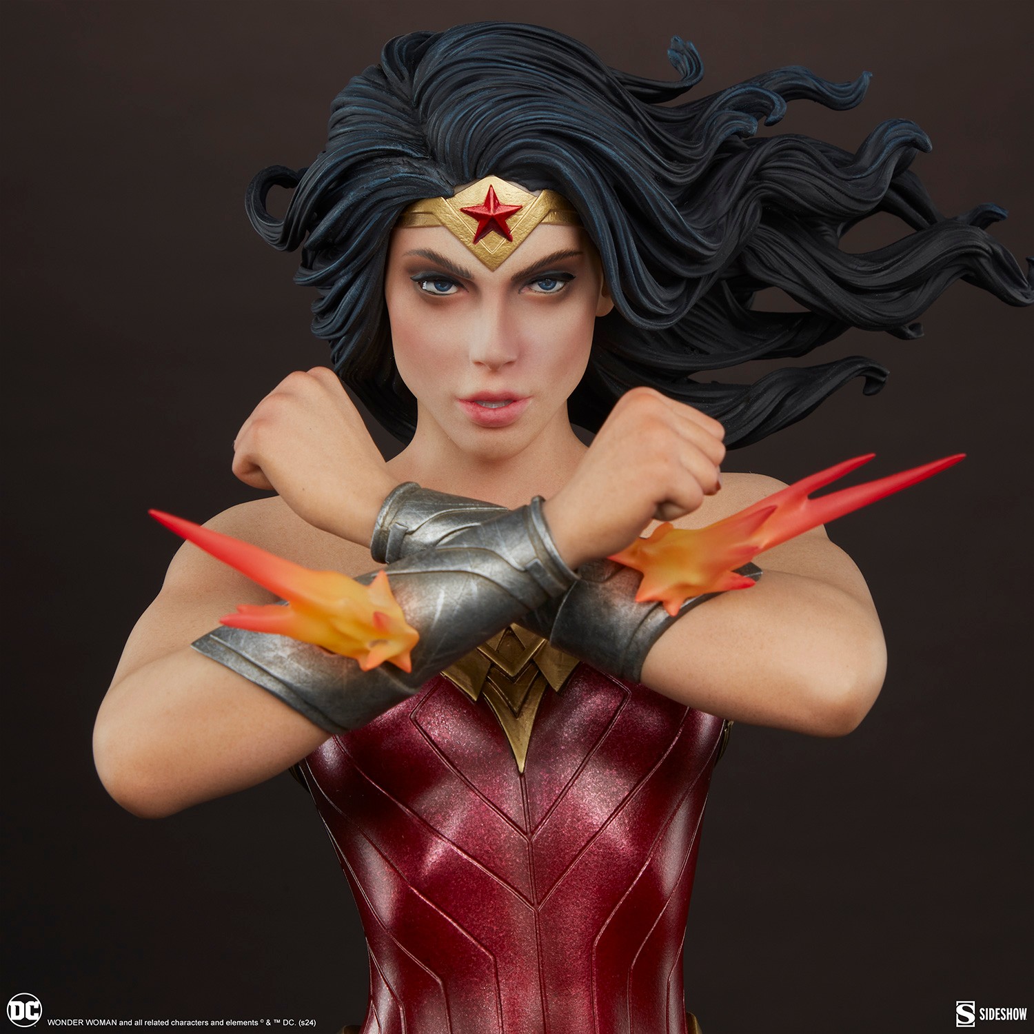 DC Comics Wonder Woman: Saving the Day Premium Format™ Figure  (Prototype Shown) View 10