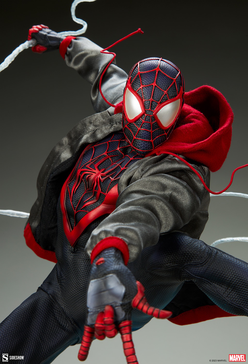 Marvel Miles Morales Premium Format™ Figure  Collector Edition View 12