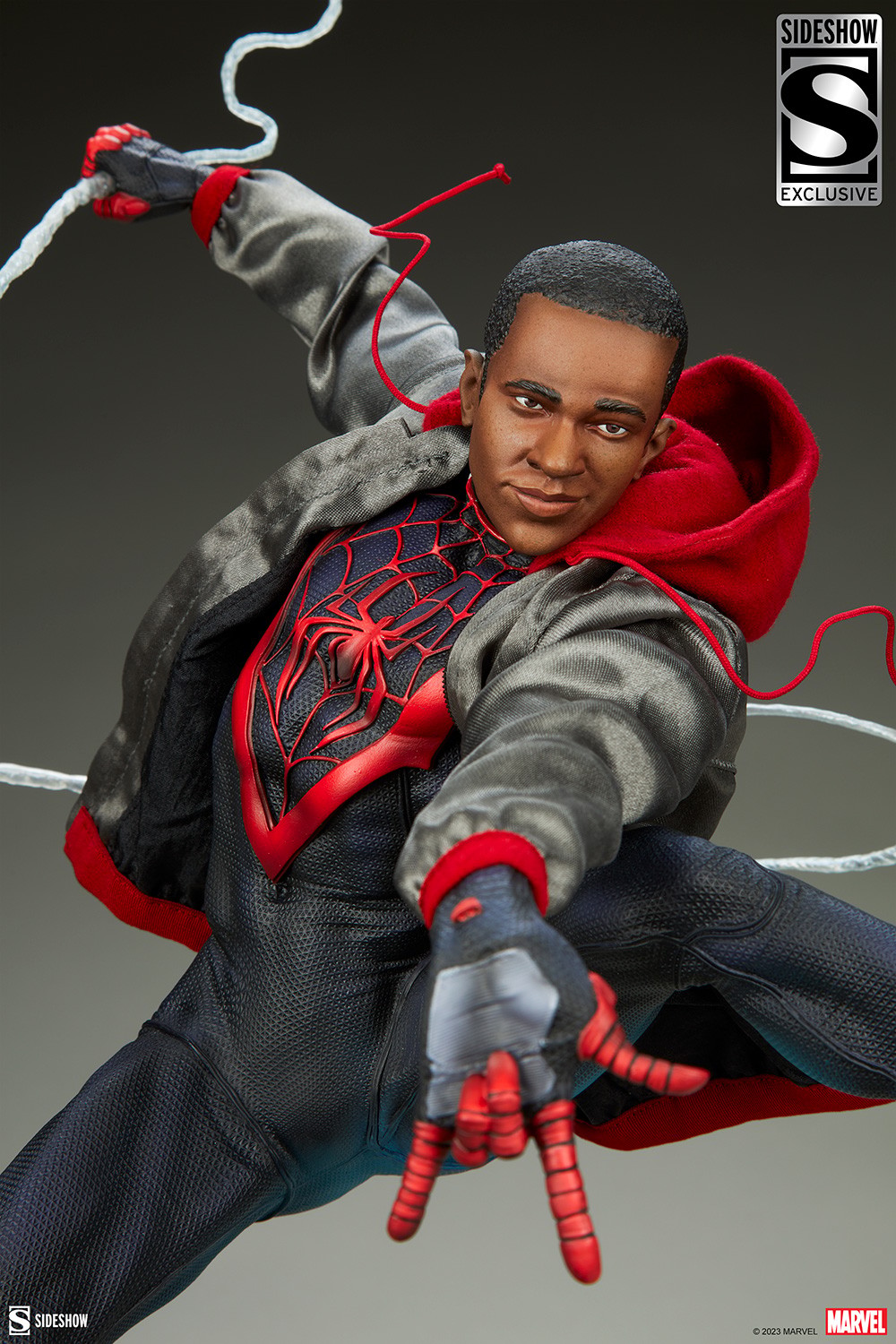 Marvel Miles Morales Premium Format™ Figure  Exclusive Edition View 7