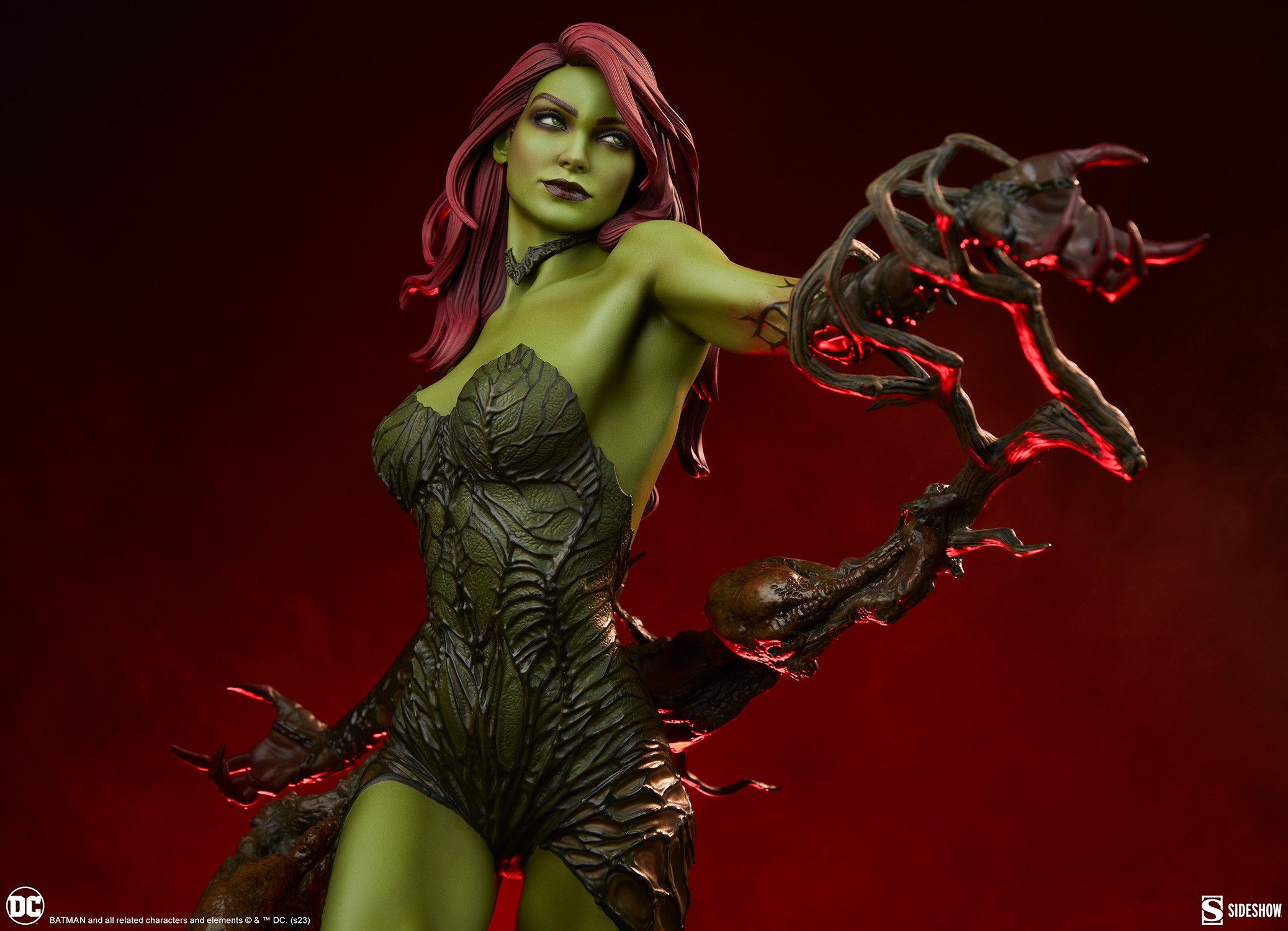 POISON IVY : DEADLY NATURE Premium Format Figure Poison-ivy-deadly-nature-green-variant_dc-comics_gallery_64b7247aa7e81