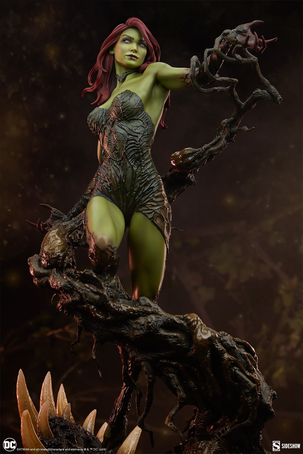 DC Comics Poison Ivy: Deadly Nature (Green Variant) Premium Format™ Figure  Exclusive Edition (Prototype Shown) View 2