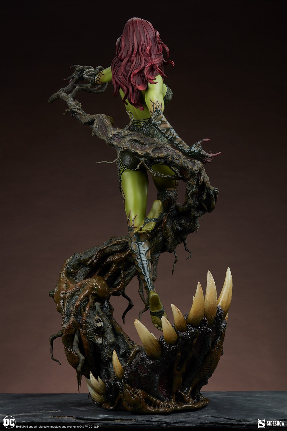 DC Comics Poison Ivy: Deadly Nature (Green Variant) Premium Format™ Figure  Exclusive Edition (Prototype Shown) View 12