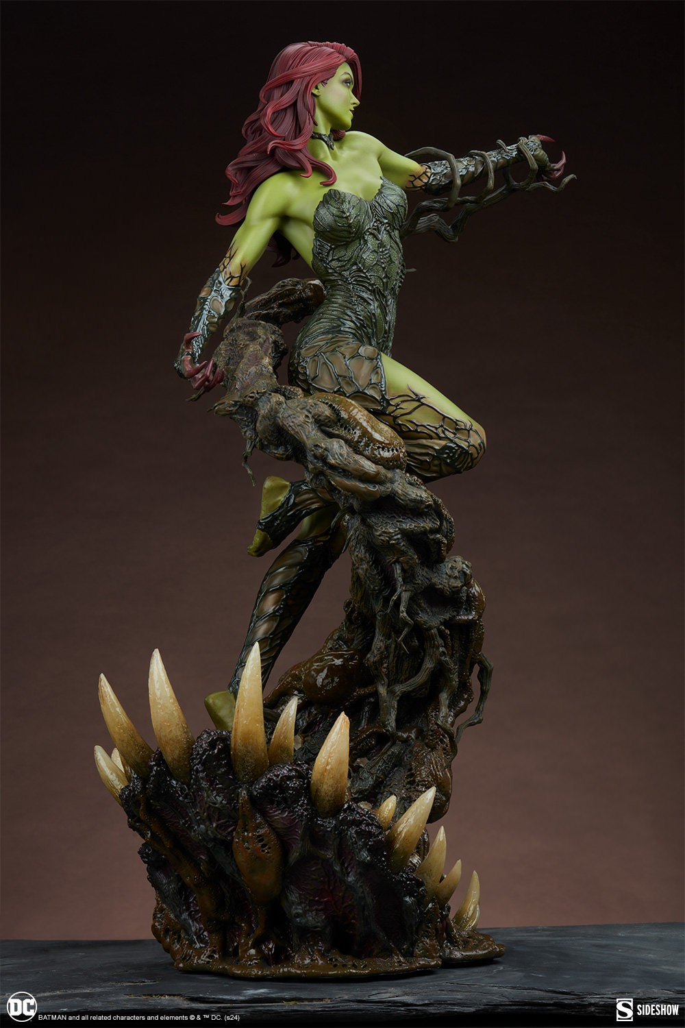 Poison Ivy: Deadly Nature Premium Format Figure by Sideshow