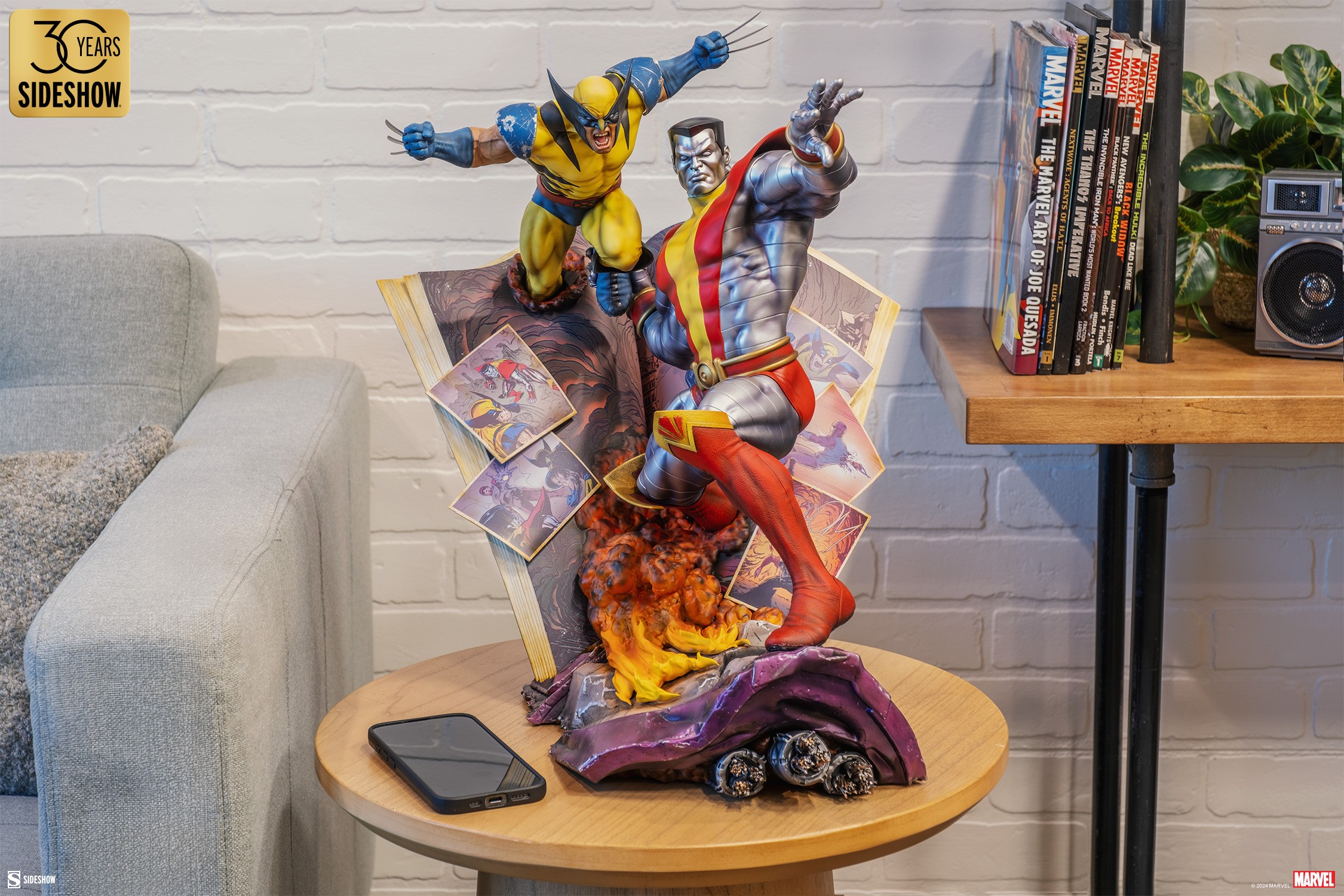 Fastball Special: Colossus & Wolverine Statue by Sideshow