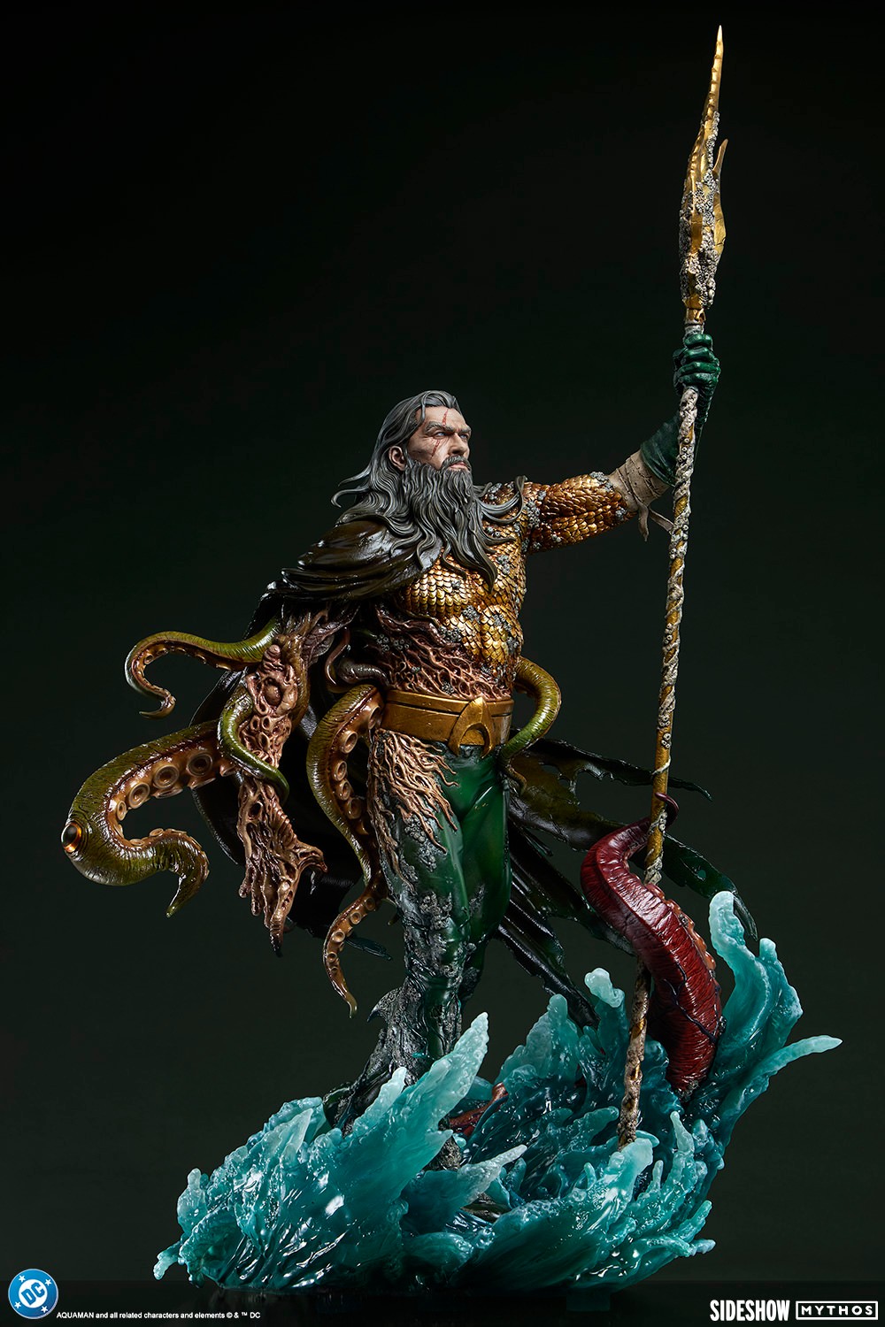 DC Comics Aquaman™: Lord of the Deep Premium Format™ Figure  (Prototype Shown) View 11