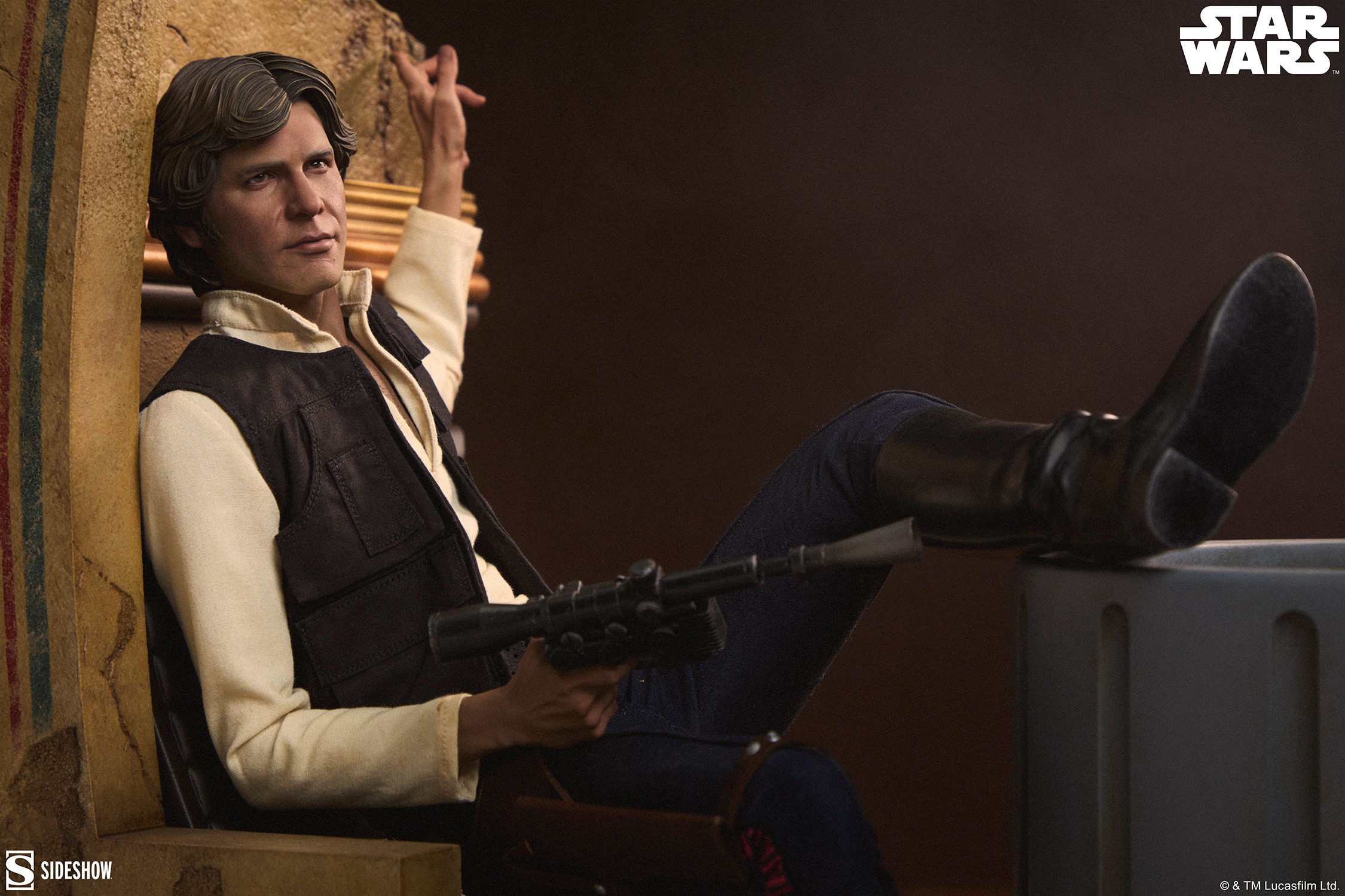 Han Solo™: Sorry About the Mess Premium Format Mixed Media™ Figure
